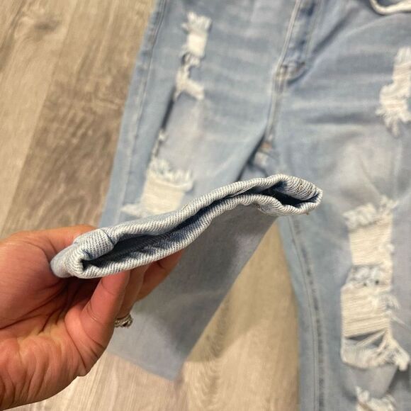 Wax Jean Junior’s Light Wash Super Distressed High Rise Skinny Denim Jeans 7/28 - Picture 4 of 12